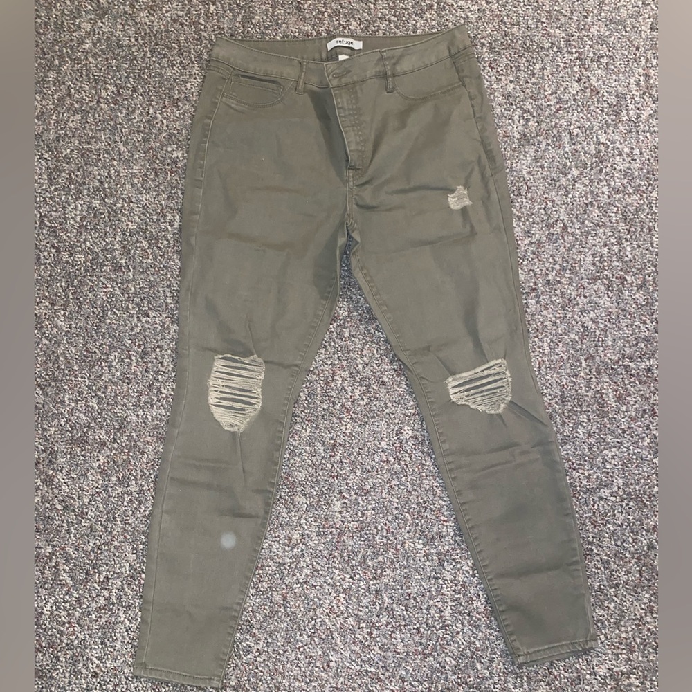 Refuge Green Distressed Jeans